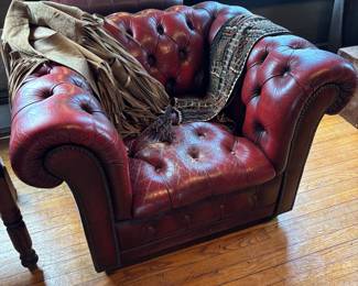 leather chesterfield arm chair