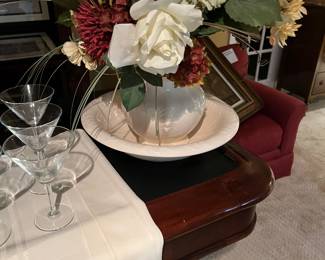 FLORAL IN PITCHER & BOWL