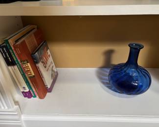 VASE & BOOKS