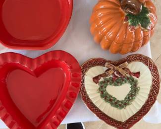 HART PLATTERS, PUMPKIN CONTAINER