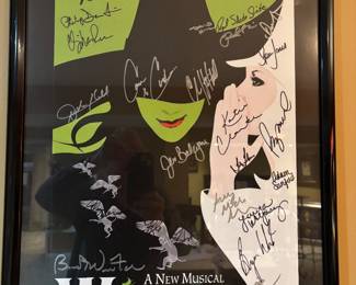 WICKED SIGNATURES OF CAST MEMBERS