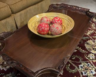 COFFEE TABLE & BOWL DECOR