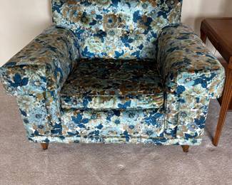 Matching Retro Floral Accent Chair 