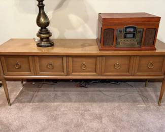 Mid-Century Modern Credenza 