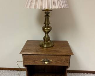 Vtg Night Stand and Brass Lamp