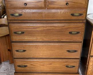 Vtg Tallboy Dresser 
