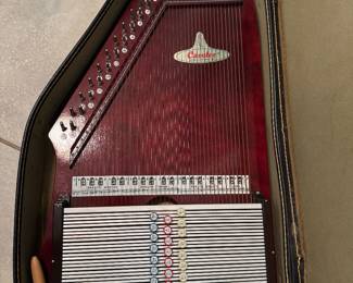 #76- $100 - Chromaharp by Caroler 27 cord