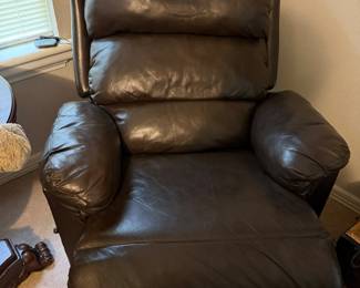 #64 - $90 - Leatherette recliner manual 35wx32dx3fth