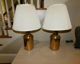 PAIR OF VINTAGE BRASS ASIAN LAMPS