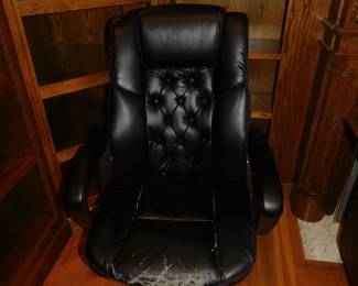 LEATHER OFFICE CHAIR