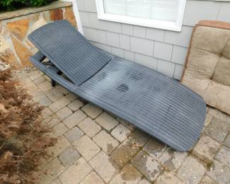 OUTDOOR WICKER SUNLOUNGER CHAISE
