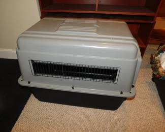 LARGE DOG CRATE