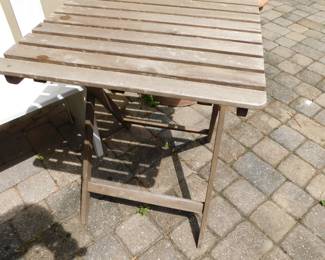 KINGSLEY BATE FOLDING TRAY TABLE