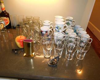 GLASSWARE & MUGS