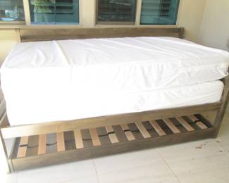 Trundle Bed & 2-Mattresses