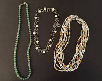 2026 Jewelry Trends: Chunky, Layering, Mixed Gold & Silver, Stacking, Modern & Sleek!
