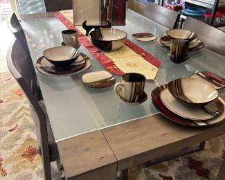 Gibson Dishes "Elite"