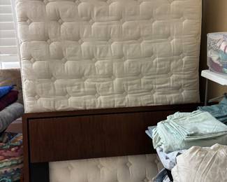 Queen Mattress Set