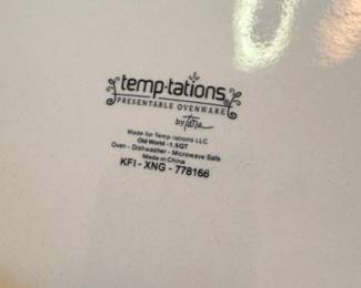 Temptations Old World "Old World" 1.5 QT Oval Baker Set