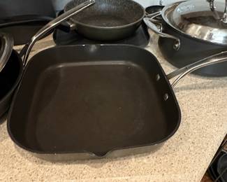 All-Clad HA1 Hard Anodized Nonstick Cookware Set