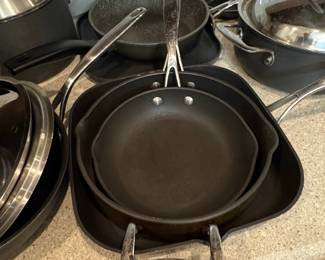 Cook's Essentials Hard-Anodized Nonstick Skillet