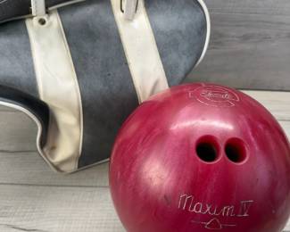 EBONITE MAXIM IV BOWLING BALL