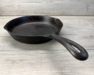 CAST IRON SKILLET