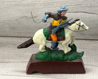 VINTAGE CAST IRON CAVALRY HORSE RIDER