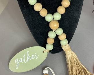 FASHION JEWELRY NECKLACES BRACELETS EARRINGS RINGS