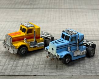 VINTAGE TYCO SLOT CAR SEMI TRUCK CABS