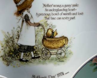 HOLLY HOBBIE MOTHER'S DAY COLLECTIBLE DISHWARE PLATES