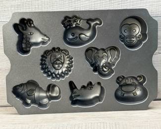 NORDIC WARE ZOO FRIENDS MINI CAKE PAN MOLD
