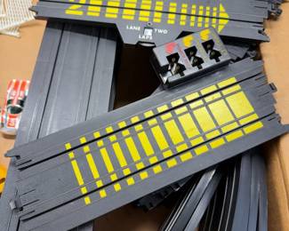 1980 TYCO NITE GLOW EMPIRE 1000 SLOT CAR SET