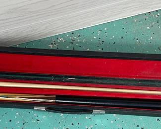 WILLIE HOPPE BRUNSWICK BILLIARD CUE POOL STICK PROFESSIONAL 19 0Z WITH CASE