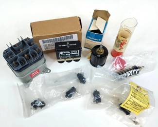 DW430 Various Aviation Components