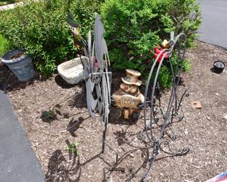 1383Back Yard