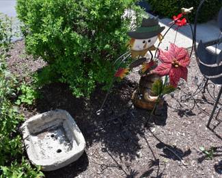 1384Back Yard