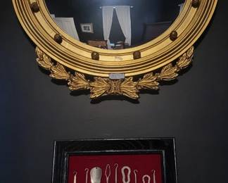 Mirror and buttonhooks