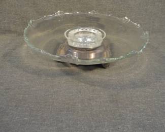 Wavery Cake Plate Rotates