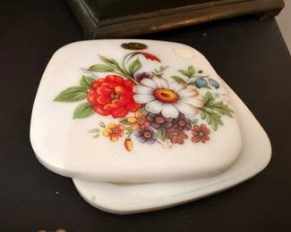 Hand-painted floral porcelain trinket box