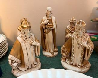 Large ceramic Three Kings Wise Men nativity figurines, gold and ivory