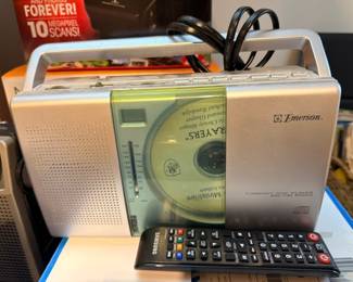 Emerson portable CD player radio