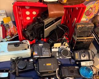 Large vintage camera collection - dozens of cameras