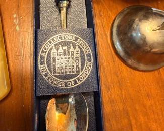 Tower of London collector's souvenir spoon with crown finial