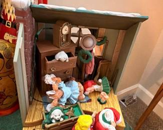 Animated Santa's workshop Christmas scene