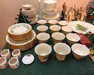 Lenox Holiday Christmas china set