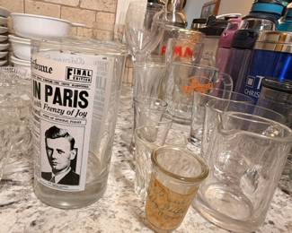 Vintage commemorative drinking glasses including Lindbergh