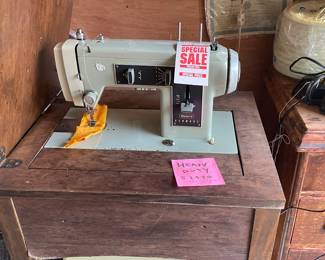 Vintage sewing machine, antique sewing machine