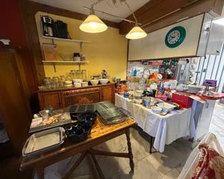 Kitchenware, pitcher, pitchers, glassware, Bundt pans, clock, clocks, vintage kitchen utensils, tablecloths, napkins, mixer