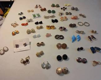 Large Lot of ClipOn ScrewBack Earrings Assorted Styles